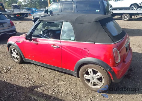 2006 Mini Cooper z USA, uszkodzony, nr VIN WMWRF33556TG13821